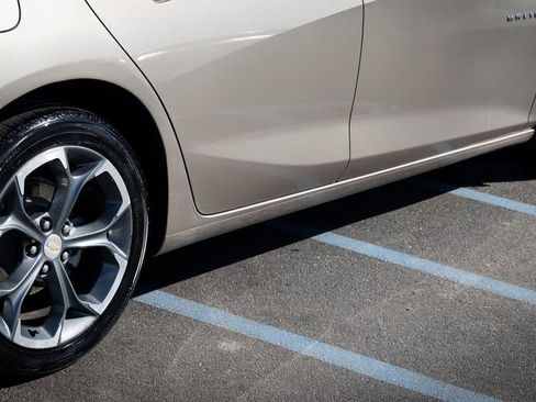 Used 2022 Chevrolet Malibu LT image 19