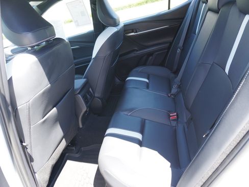Used 2025 Toyota Camry SE FWD image 13