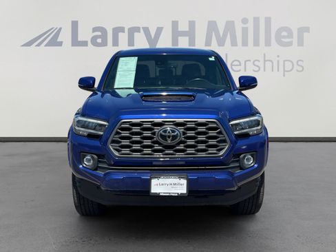 Used 2023 Toyota Tacoma TRD Sport AWD/4WD image 8