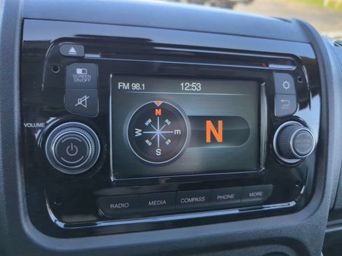 Used 2017 RAM ProMaster 2500 w/ Interior Convenience Group FWD image 15