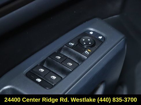 Used 2024 Nissan Pathfinder Rock Creek AWD/4WD image 17