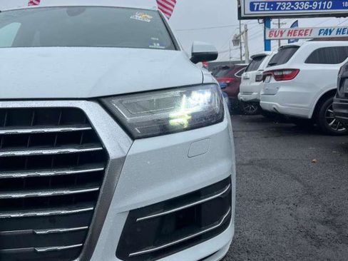 Used 2017 Audi Q7 3.0T Premium Plus w/ Premium Plus Package image 4