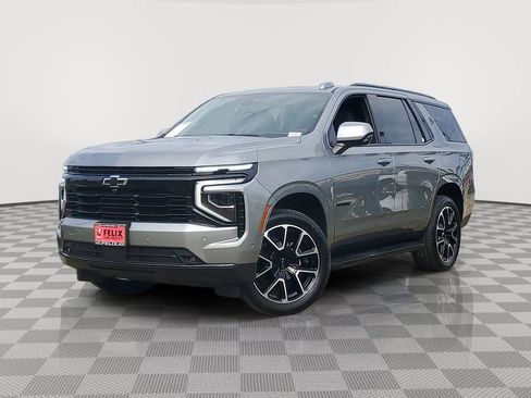 Used 2026 Chevrolet Tahoe RST AWD/4WD image 2