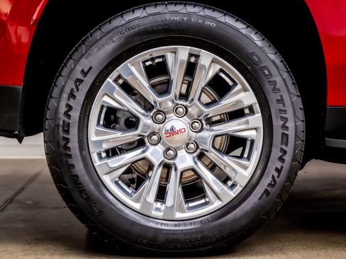 Used 2021 GMC Yukon XL Denali image 35