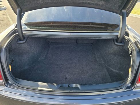 Used 2022 Chrysler 300 Touring L RWD image 31