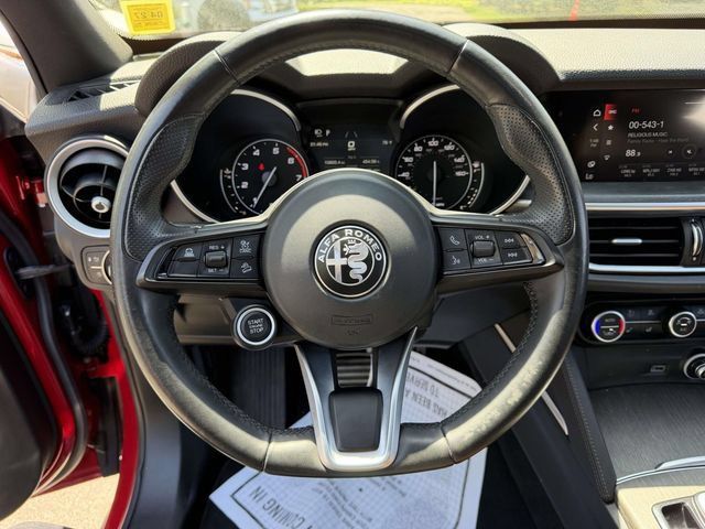 Used 2023 Alfa Romeo Stelvio Ti AWD/4WD image 24