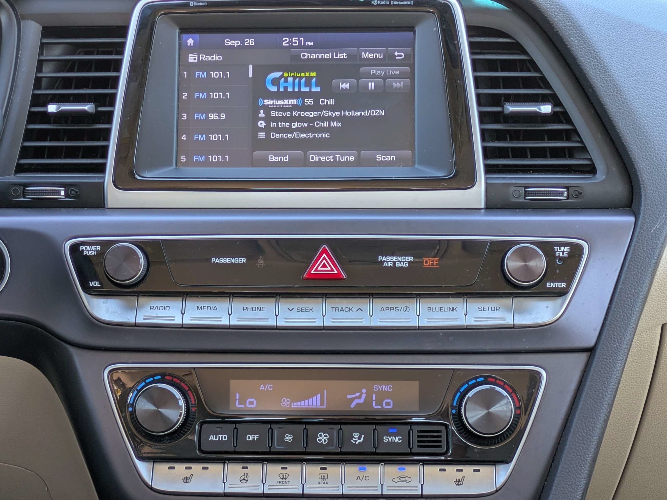 Used 2019 Hyundai Sonata SEL w/ Tech Package 02 FWD image 16