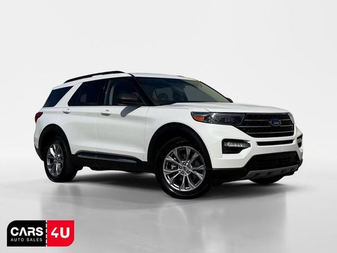 Used 2022 Ford Explorer XLT w/ Equipment Group 202A AWD/4WD image 1