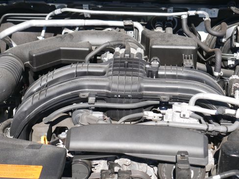 Used 2023 Subaru Crosstrek 2.0i Premium image 10