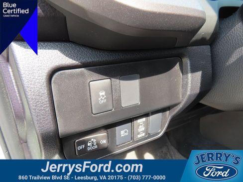 Used 2023 Toyota Tacoma TRD Off-Road image 18