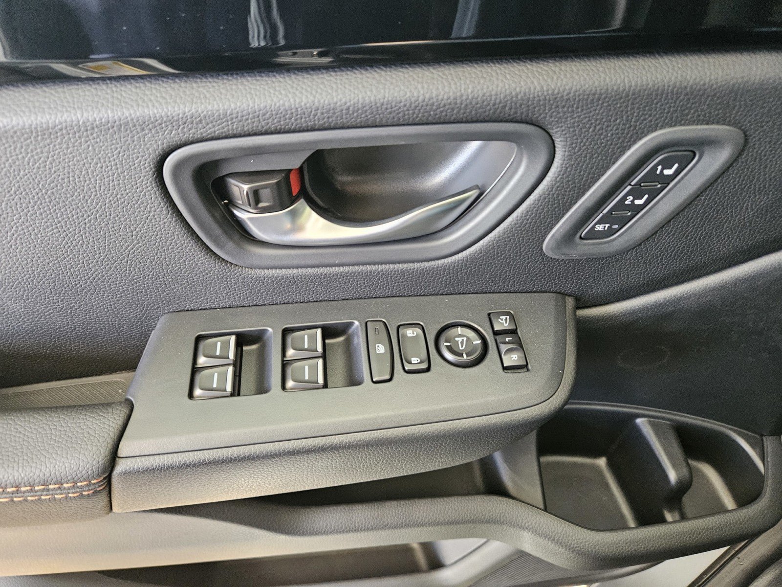 New 2026 Honda Pilot TrailSport image 32