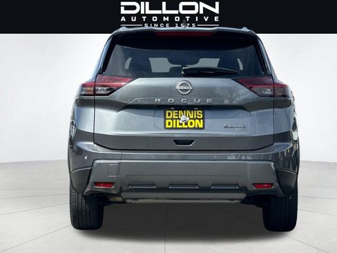 Used 2026 Nissan Rogue SL AWD/4WD image 5
