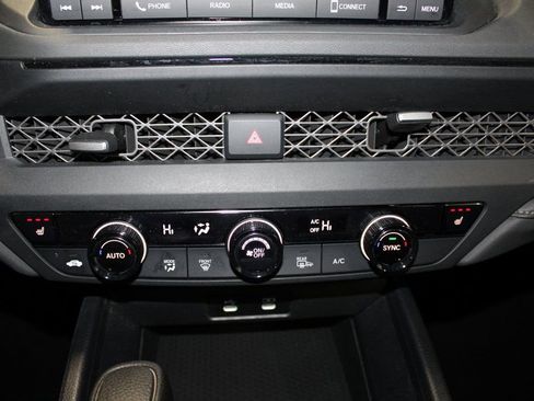 Used 2024 Honda Accord EX image 25