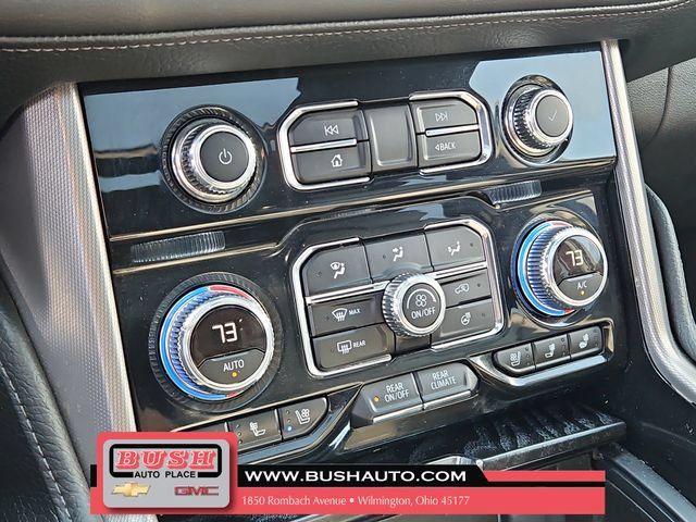 Used 2024 GMC Yukon Denali w/ Advanced Technology Package AWD/4WD image 31