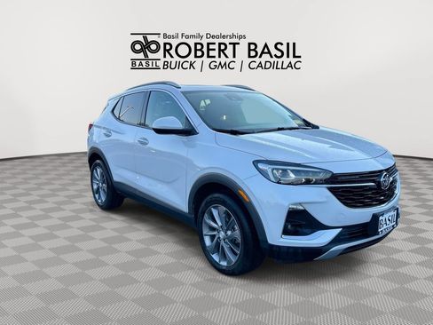 Used 2023 Buick Encore GX Essence w/ Experience Buick Package AWD/4WD image 2
