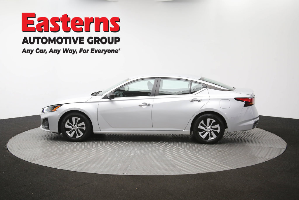 Used 2024 Nissan Altima 2.5 S FWD image 61