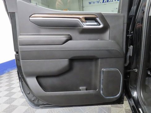 Used 2025 Chevrolet Silverado 1500 LT image 47