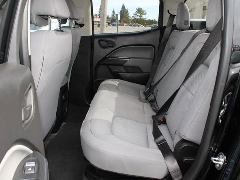 Used 2021 Chevrolet Colorado W/T w/ WT Convenience Package image 17