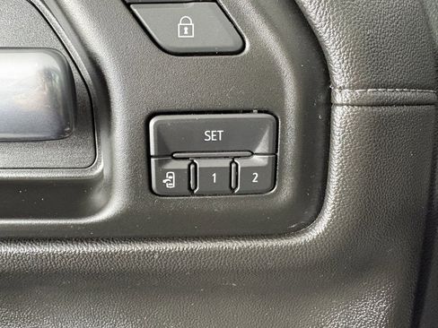 Used 2019 GMC Sierra 1500 SLT image 14