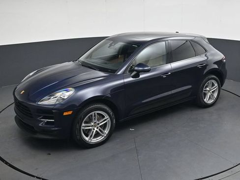 Used 2021 Porsche Macan AWD/4WD image 28