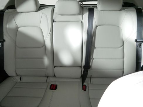 New 2025 MAZDA CX-5 AWD 2.5 S w/ Preferred Package image 3