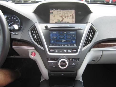 Used 2017 Acura MDX w/ Technology & Entertainment image 41