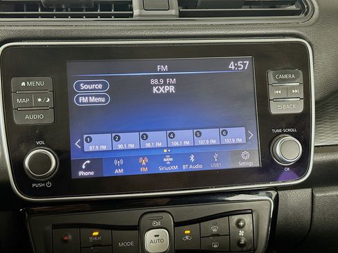 Used 2022 Nissan Leaf SV Plus image 21