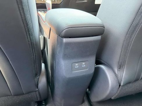 New 2026 Nissan Kicks SR FWD image 17