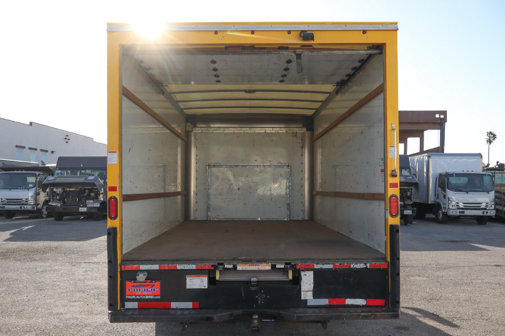 Used 2022 Ford E-350 and Econoline 350 Super Duty RWD image 8