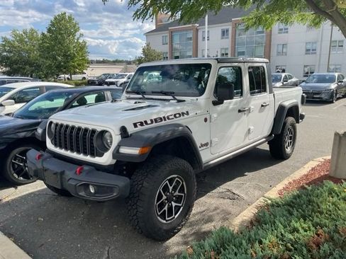Used 2026 Jeep Gladiator Rubicon AWD/4WD image 3