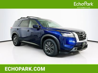Used 2024 Nissan Pathfinder SV