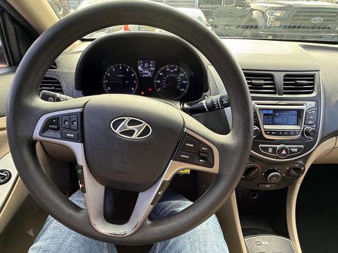 Used 2016 Hyundai Accent SE w/ Option Group 02 image 23