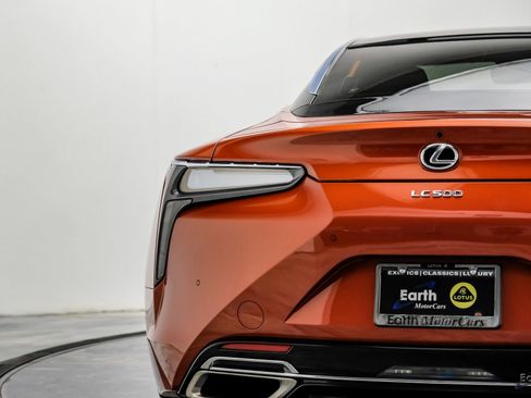 Used 2021 Lexus LC 500 Coupe w/ Performance Package RWD image 14