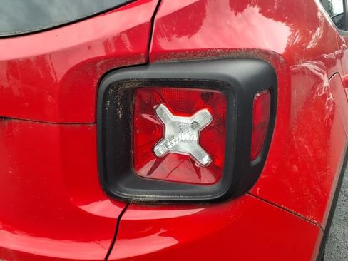 Certified 2017 Jeep Renegade Sport w/ Power & Air Group FWD image 14