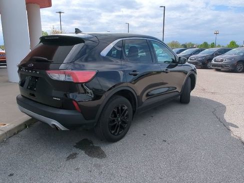 Used 2021 Ford Escape SE w/ Cold Weather Package AWD/4WD image 27