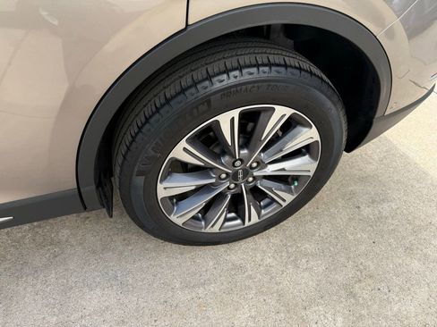 Used 2021 Lincoln Corsair Reserve w/ Equipment Group 201A image 19