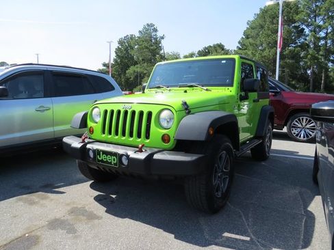 Used 2012 Jeep Wrangler Sport AWD/4WD image 4