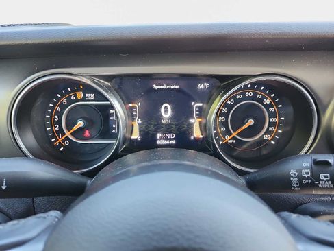Used 2022 Jeep Wrangler Unlimited Sport AWD/4WD image 12