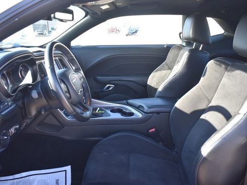 Used 2022 Dodge Challenger R/T w/ Plus Package image 14