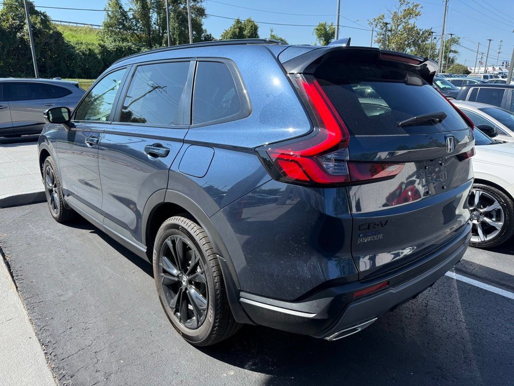 Certified 2026 Honda CR-V Sport Touring image 4