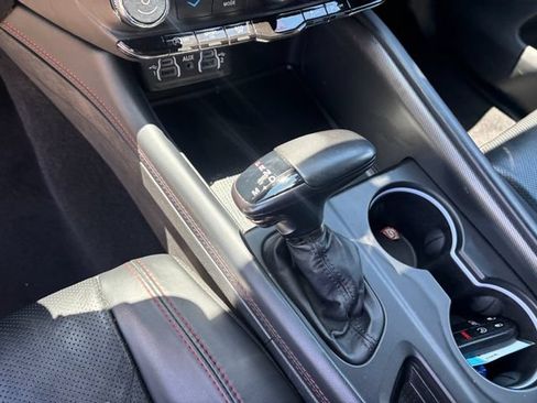 Used 2024 Dodge Durango GT RWD image 20