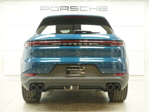 New 2026 Porsche Cayenne AWD/4WD image 12