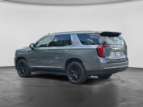 Used 2022 GMC Yukon SLT w/ SLT Premium Package AWD/4WD image 5