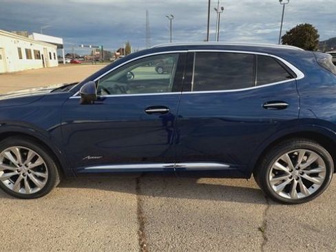 Used 2023 Buick Envision Avenir image 39