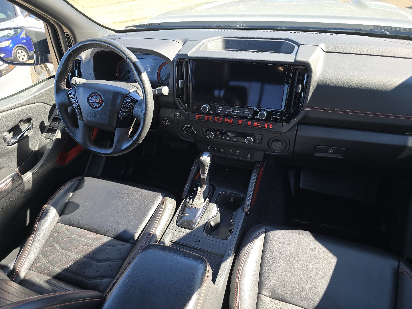 Used 2025 Nissan Frontier PRO-4X w/ Pro Premium Package AWD/4WD image 24