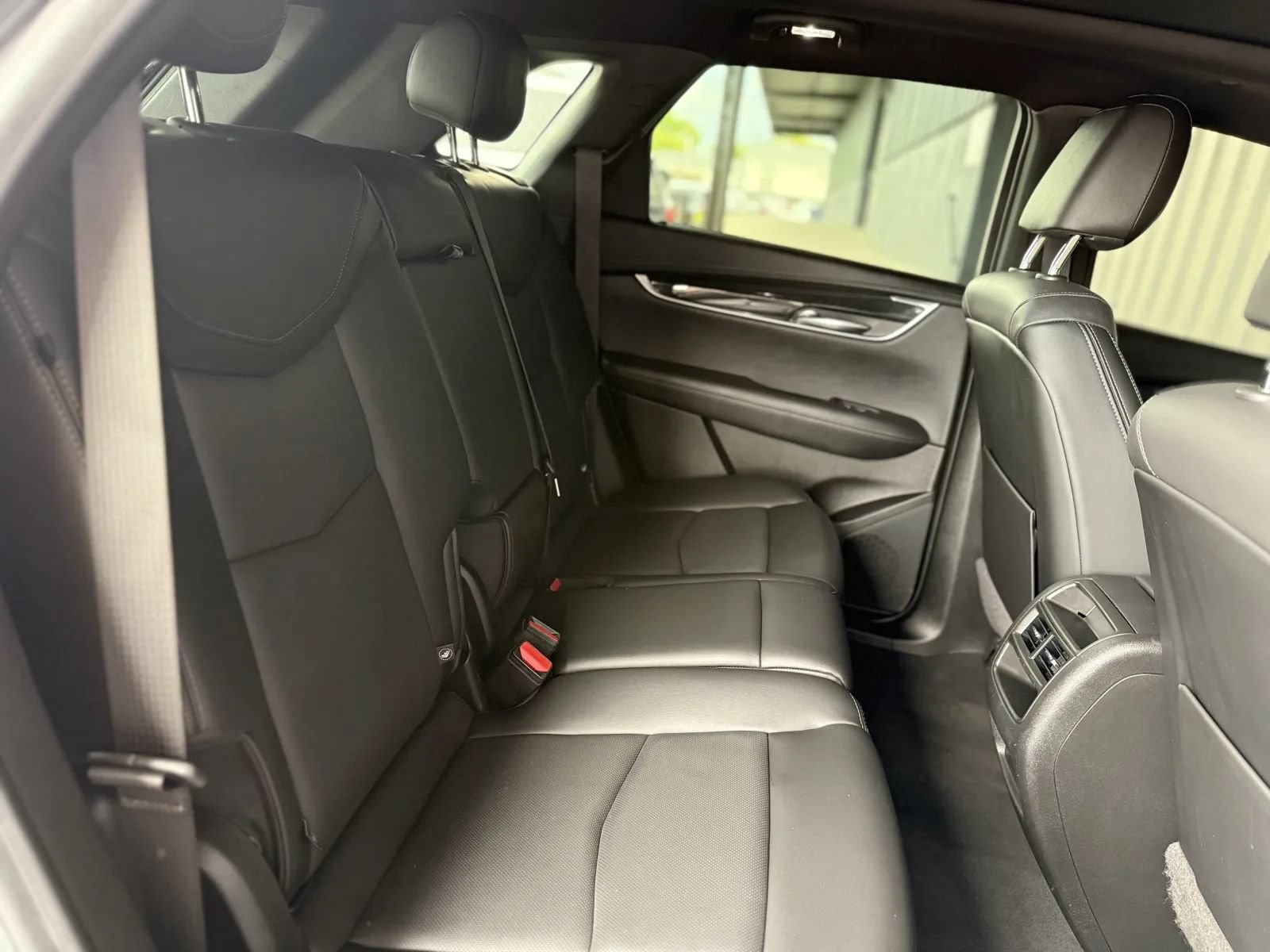 Used 2022 Cadillac XT5 Premium Luxury AWD/4WD image 17