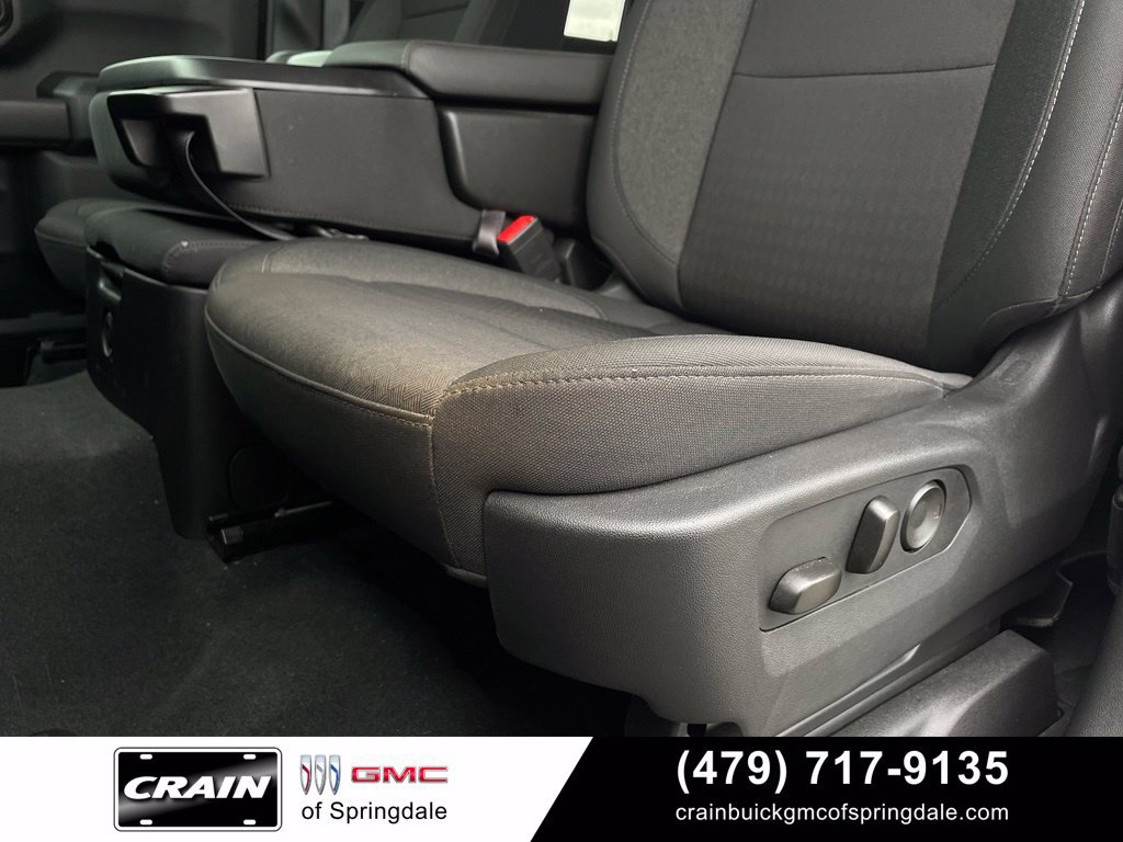 Used 2026 Chevrolet Silverado 2500 Custom w/ Custom Value Package AWD/4WD image 23