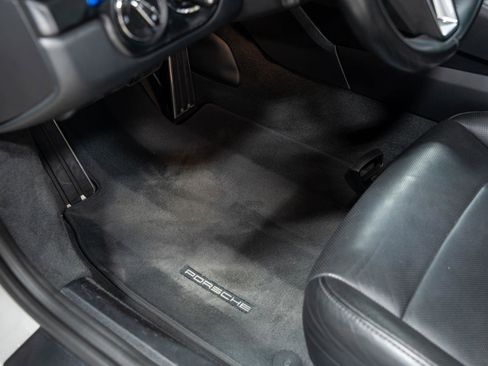 Used 2018 Porsche 911 Carrera GTS image 92