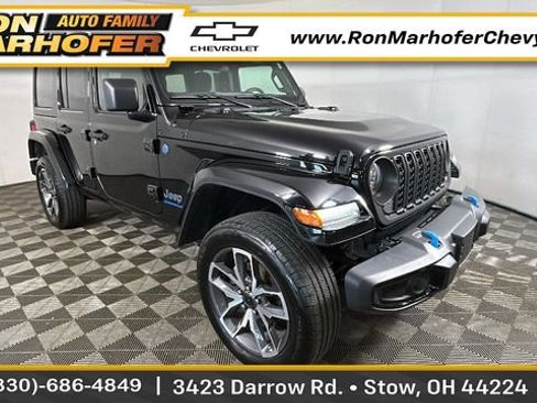 Used 2024 Jeep Wrangler Unlimited w/ Convenience Group AWD/4WD image 1