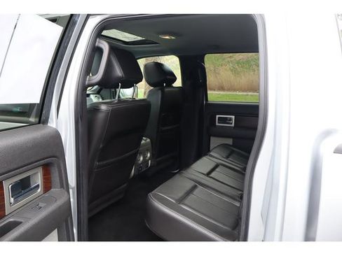 Used 2012 Ford F150 Lariat w/ Lariat Chrome Pkg image 7